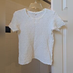 NWOT Uniqlo off white short sleeve shirring textured t-shirt top Size M